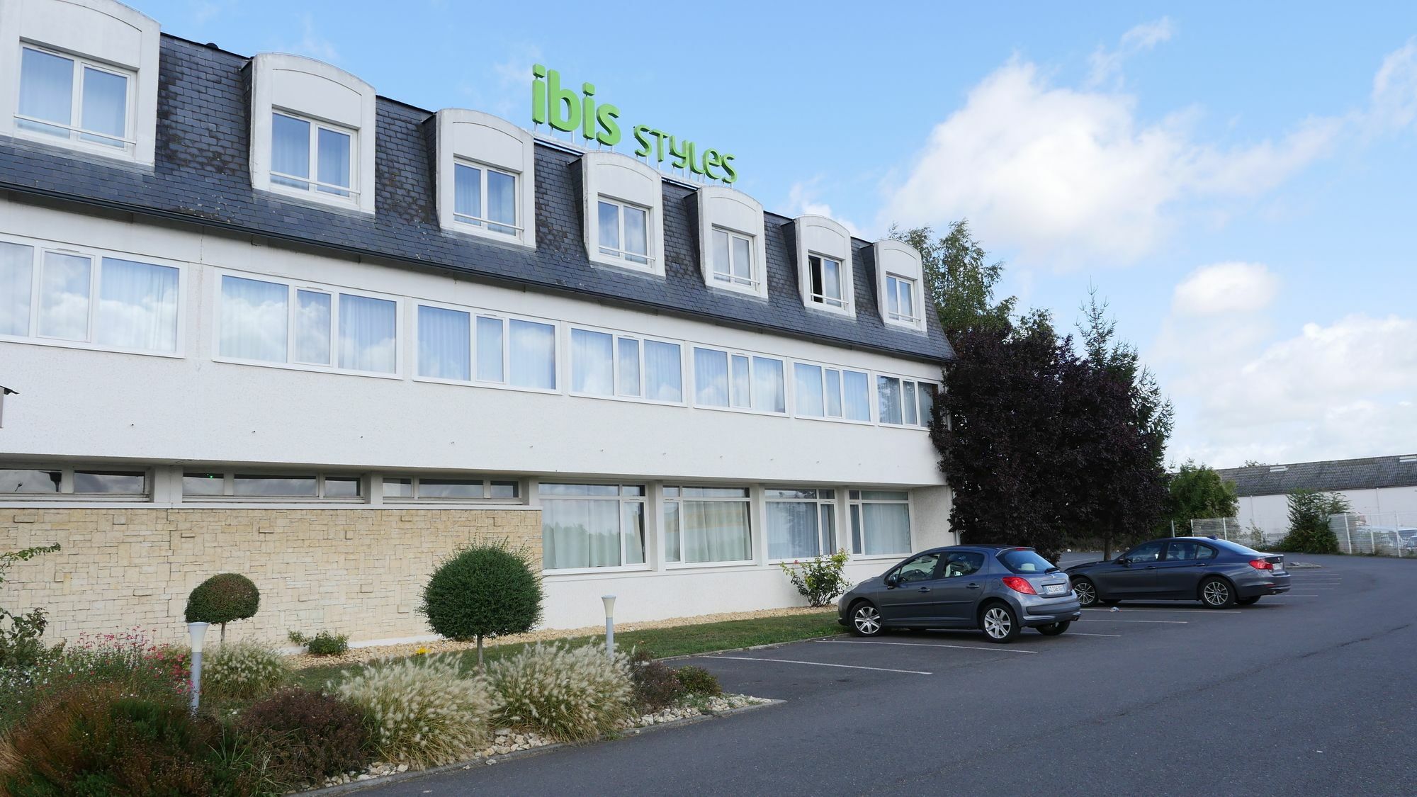 Hotel ibis Styles Poitiers Nord Exterior foto